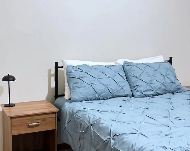 Cozy Ofallon *